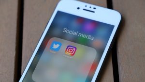 InstagramとX(旧Twitter)のリンク設定方法を解説！IFTTT(イフト)を使って連携を行うには？